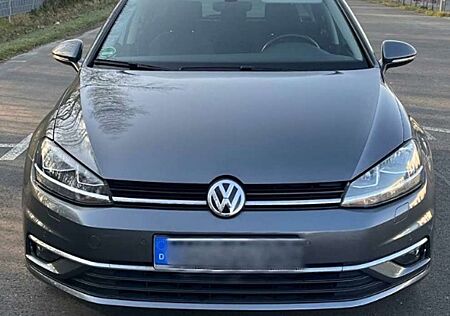 VW Golf Volkswagen 1.6 TDI SCR Join