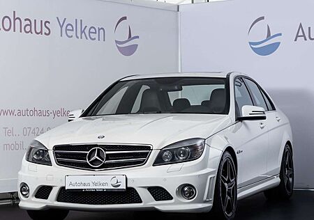 Mercedes-Benz C 63 AMG *COMAND*PANO*H-K*GSD*SHZ*PTS