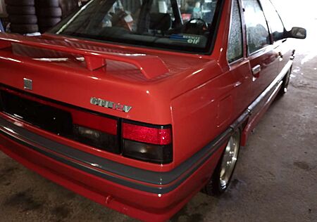 Renault R 21 GTI 12 V TÜV +H evtl. Tausch möglich