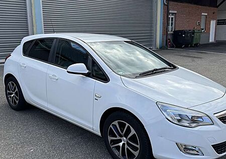Opel Astra 1.4 ecoFLEX Selection