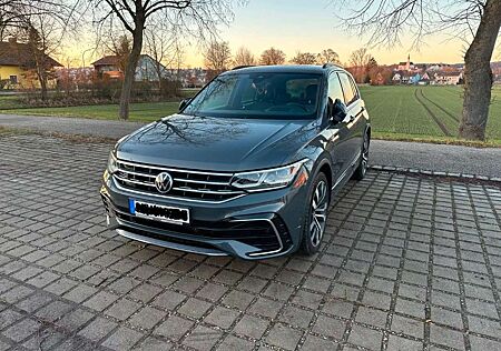 VW Tiguan Volkswagen 2.0 TDI SCR 4MOTION DSG R-Line
