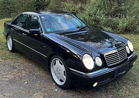 Mercedes-Benz E 55 AMG