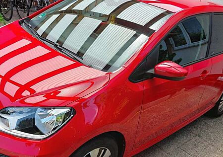 VW e-up! Volkswagen e-up! UNITED