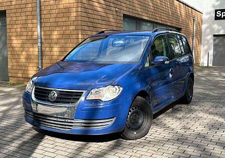 VW Touran Volkswagen 2,0 TDI/KLIMAAUTO/SHZ/TEMPOMAT/TÜV///////