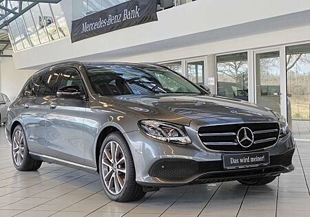 Mercedes-Benz E 220 d T Avantgarde +AHK+MULTIBEAM+SCHIEBEDACH++