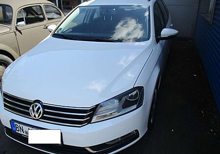 VW Passat Variant Volkswagen Trendline BlueMotion