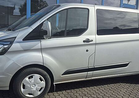 Ford Tourneo Custom 320 L2H1 VA Ambiente