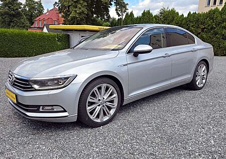 VW Passat Volkswagen 2.0 TDI DSG 4Motion Highline neuer Motor