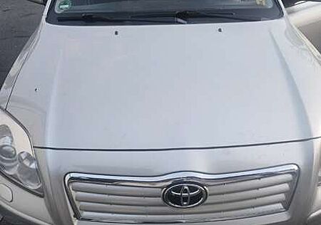 Toyota Avensis 2.2 D-CAT Sol NOTLAUFMODUS. 2 Hand