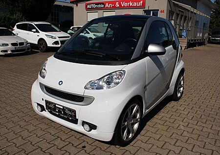 Smart ForTwo coupé 1.0 passion Panorama,Klima,SHZ
