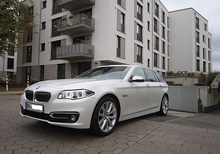 BMW 530d 530 5er Touring Diesel xDrive Touring Sport-Aut.