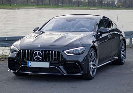 Mercedes-Benz AMG GT 63 S 4Matic Coupe AMG Speedshift MCT 9G