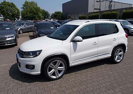 VW Tiguan Volkswagen Sport&Style 4Motion Navi R-Line SHZ