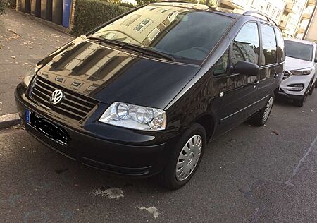 VW Sharan Volkswagen 1.9 TDI