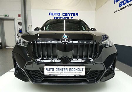 BMW X1 23d xDrive M Sportpaket*AHK*LM 20-Zoll