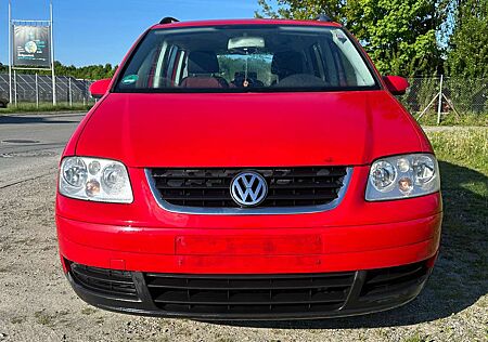 VW Touran Volkswagen 2.0 TDI