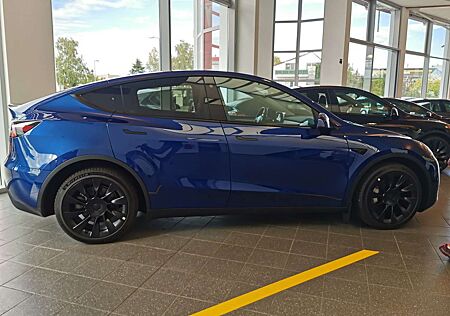 Tesla Model Y Long Range Dual Motor AWD