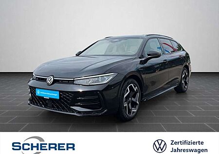 VW Passat Variant Volkswagen R-Line 1.5 eHybrid AHK PANO 360°K