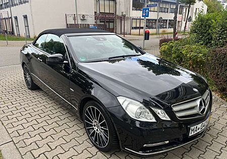 Mercedes-Benz E 200 CGI Cabrio BlueEFFICIENCY Automatik Avantgarde