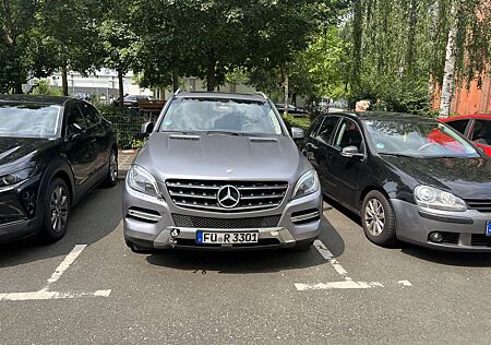 Mercedes-Benz ML 350 CDI BlueTec Edition 1 (166.024)