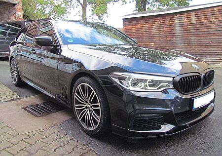 BMW 520 d **M-Sportpaket Performance**LED/NAVI/AHK