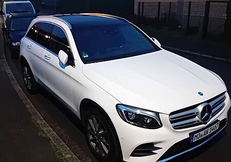 Mercedes-Benz GLC 250 d 4Matic 9G-TRONIC AMG Line