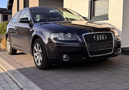 Audi A3 1.6 Attraction