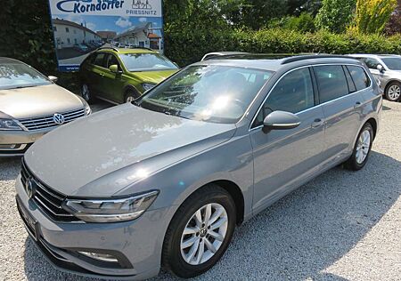 VW Passat Variant Volkswagen Business LED Navi Kamera AHZV