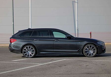 BMW 530d 530 xDrive Touring Aut.