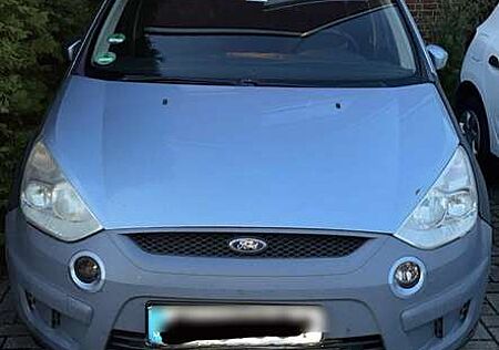 Ford S-Max 2.0 TDCi DPF Titanium