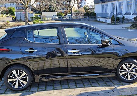 Nissan Leaf 39 kWh N-Connecta