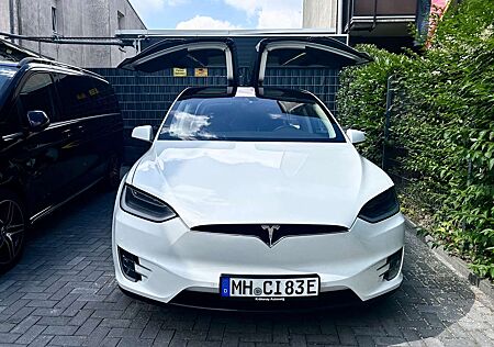 Tesla Model X 90D freesupercharce 7 sitzer