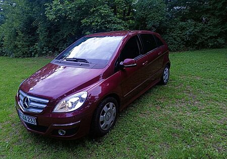 Mercedes-Benz B 200 CDI DPF