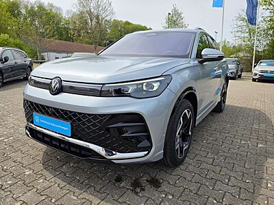 Volkswagen Tiguan R-Line Standheizung Area View DCC Pro LED