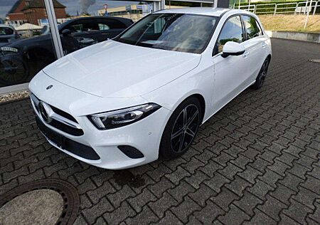 Mercedes-Benz A 220