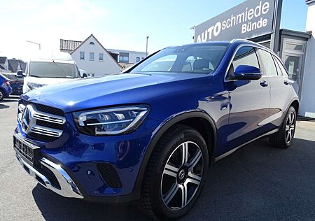 Mercedes-Benz GLC 300 e 4Matic 1.Hand AHK Navi LED Kamera