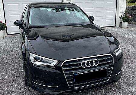 Audi A3 1.4 TFSI Sportback S tronic Attraction