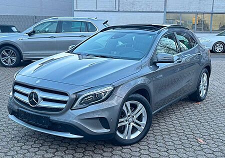 Mercedes-Benz GLA 250 7G 4Matic Panorama-Dach