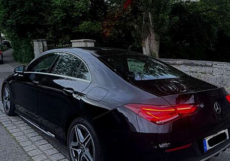 Mercedes-Benz CLA 200 AMG Line - d 8G-DCT - Apple CarPlay - Panoramadach