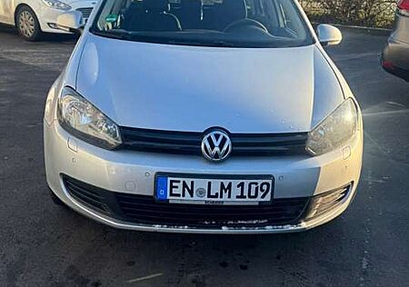 VW Golf Variant Volkswagen 1.6 TDI DPF BlueMotion Technology MATCH