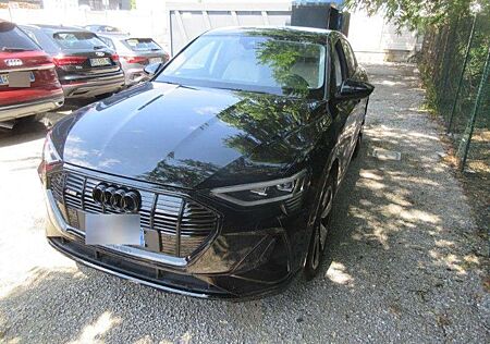 Audi e-tron SPORTBACK 55 S LINE BLACK/21Z./MATRIX/ACC