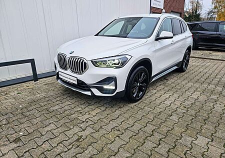 BMW X1 20d*NAVI+*HUD*ACC*LED*KAMERA*X LINE*HiFi