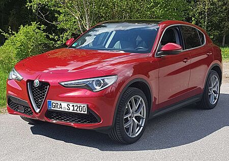 Alfa Romeo Stelvio 2.0 Turbo 16V AT8-Q4 First Edition