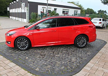 Ford Focus Turnier 1.5 EcoBoost Start-Stopp-System ST-Line