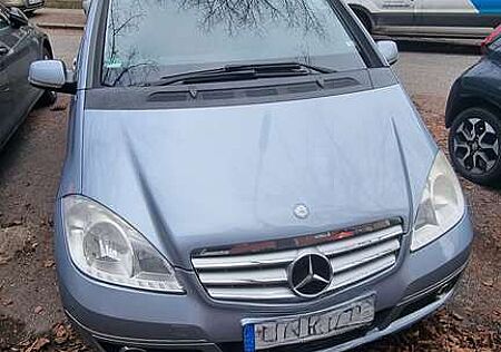 Mercedes-Benz A 160 BlueEFFICIENCY Elegance Special Edition