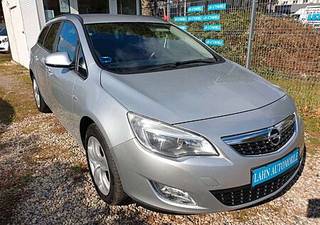 Opel Astra J Sports Tourer Design Edition*TÜV-Neu*