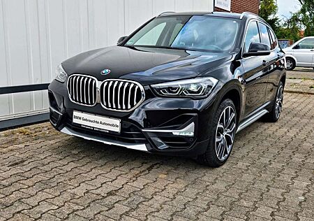 BMW X1 20i*NAVI+*HUD*X LINE*PANORAMA*ACC*LED*HiFi