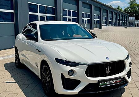 Maserati Levante 3.0 V6 D. GRANSPORT *ACC*Carplay* Pano* Facelift