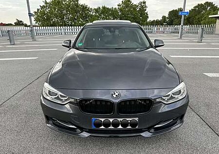 BMW 320i 320