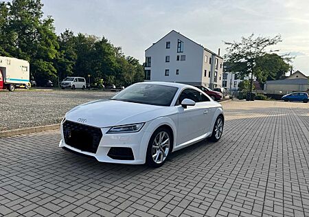 Audi TT 45 TFSI S-Line